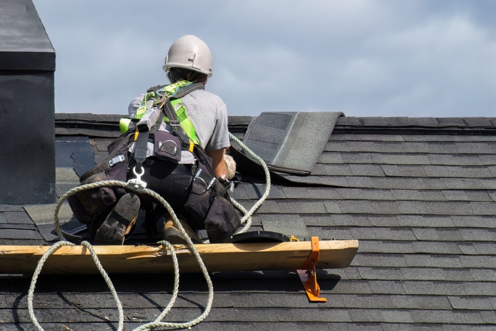 Why Hiring a Professional Roofing Contractor Saves You Time and Money