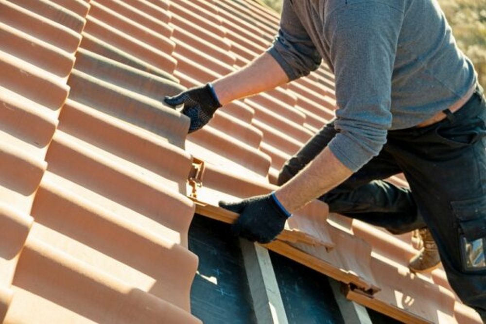 When Broken Roof Tiles Need Professional Replacement